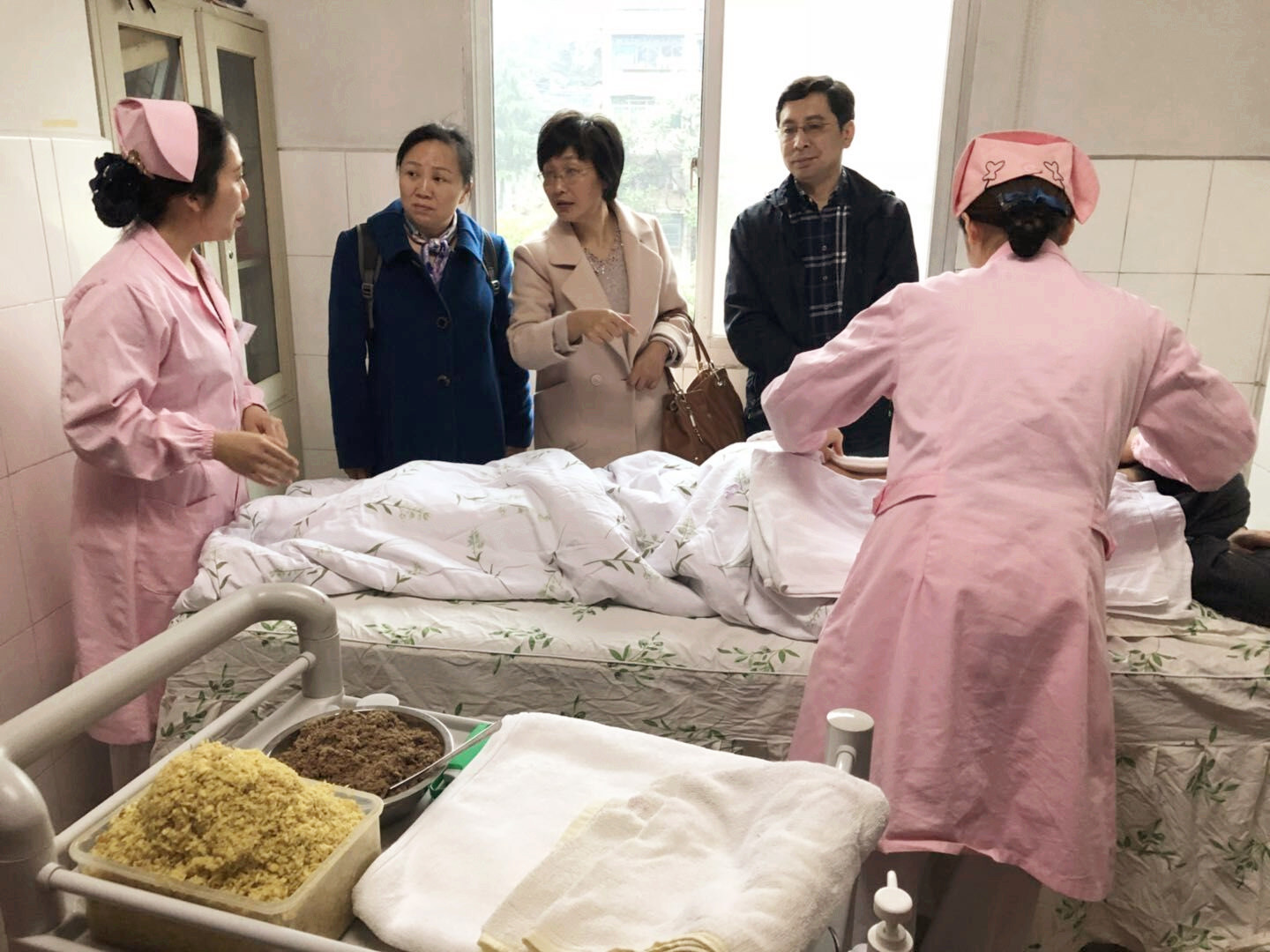 特色技术常用中医护理技术操作流程及评分标准——穴位贴敷法(图1)